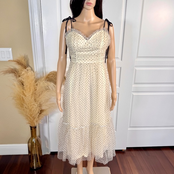 CREAM TULLE MIDI DRESS WITH BLACK POLKA DOTS - Picture 3 of 10